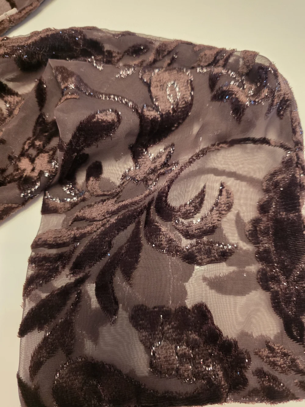 Vintage Y2K Whimsygoth Dark Brown Floral Velvet Burnout Scarf